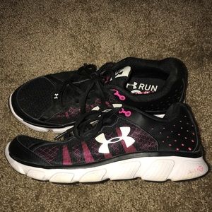 Under Armour Assert 6